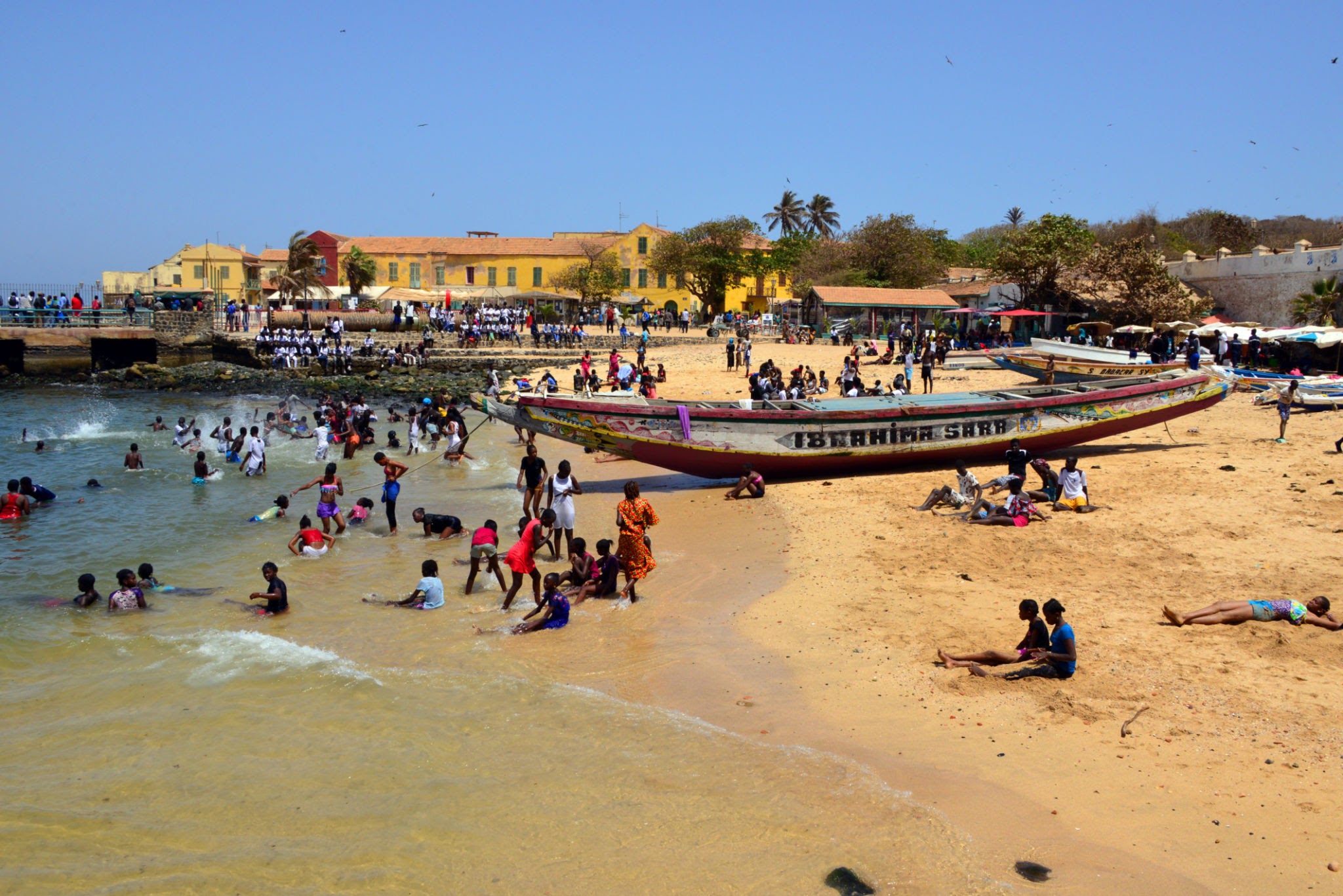 plage pendant l'été à Dakar